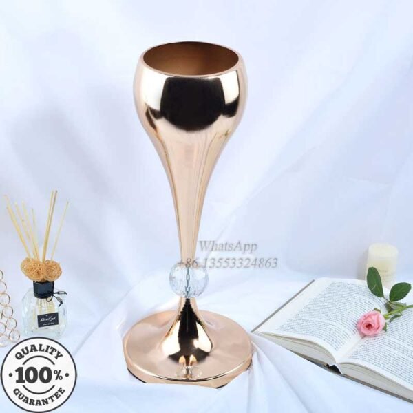 Metal Flower Vase Manufacturer